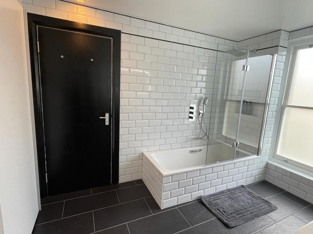 Luxury Apartment In Belsize Park لندن المظهر الخارجي الصورة